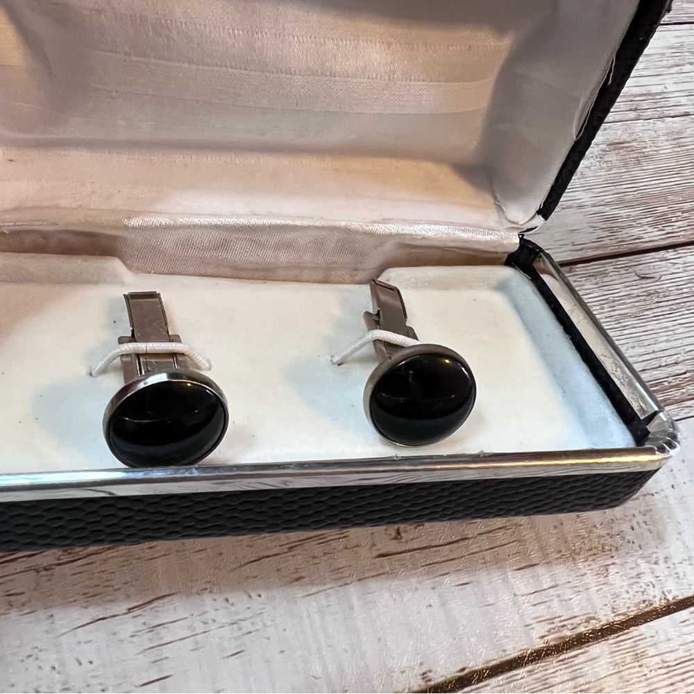 💚no brand listed cuff links - Picture 3 of 3